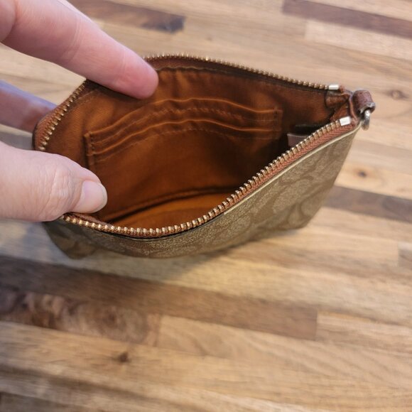 COACH 2 Compartment Brown Signature Logo Zippered Wristlet/Purse - Picture 11 of 14